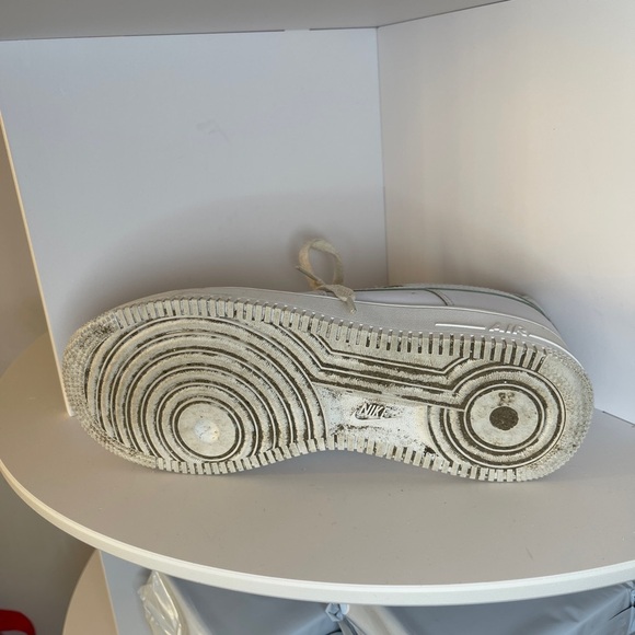 Nike White Sneakers - Picture 5 of 5